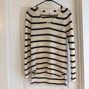 Old Navy Sweater